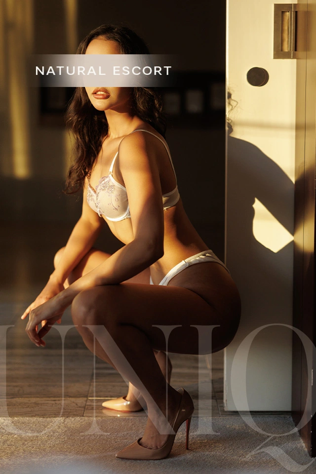 Vanessa - Photo 17