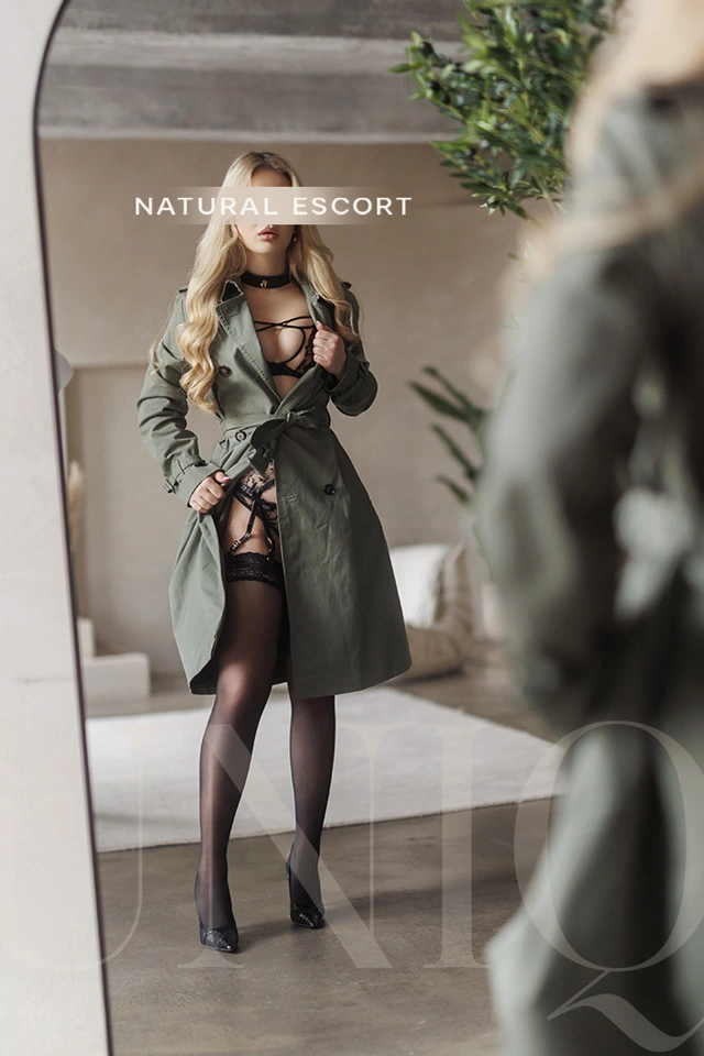 Daphne - Photo 30